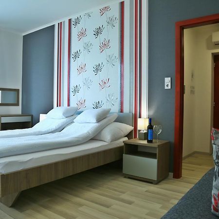 Sugo Panzio Bed & Breakfast Baja Eksteriør bilde